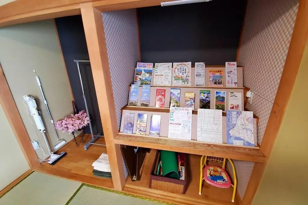 旭川ファミリーハウスみんみんアパートメント アパート